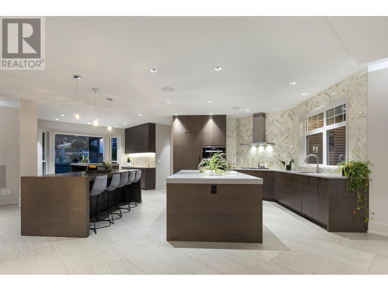 98 Avenue Unit 26615, Maple Ridge, BC V2W 1T4