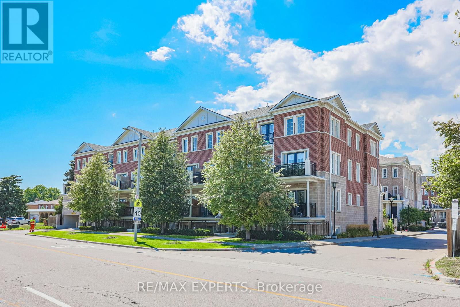 26 Bruce St B11 St, Vaughan, ON L4L 0H4