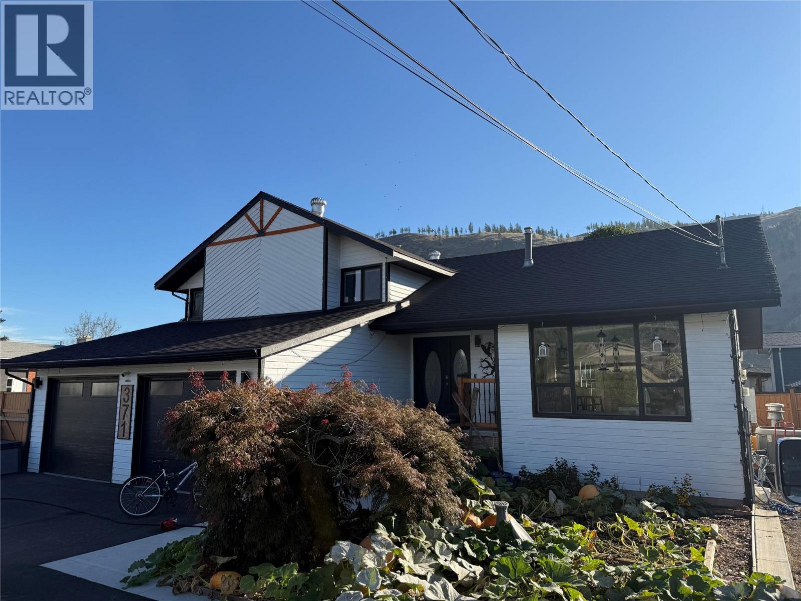 371 Montego Rd, Kamloops, BC V2H 1N1