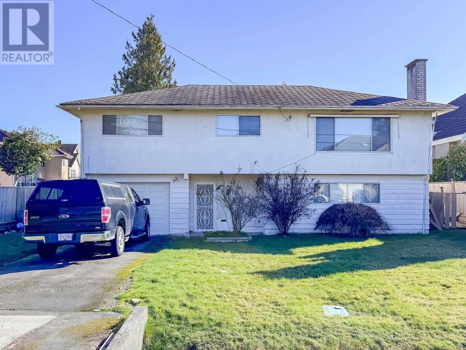 8520 Cantley Rd, Richmond, BC V7C 3R9