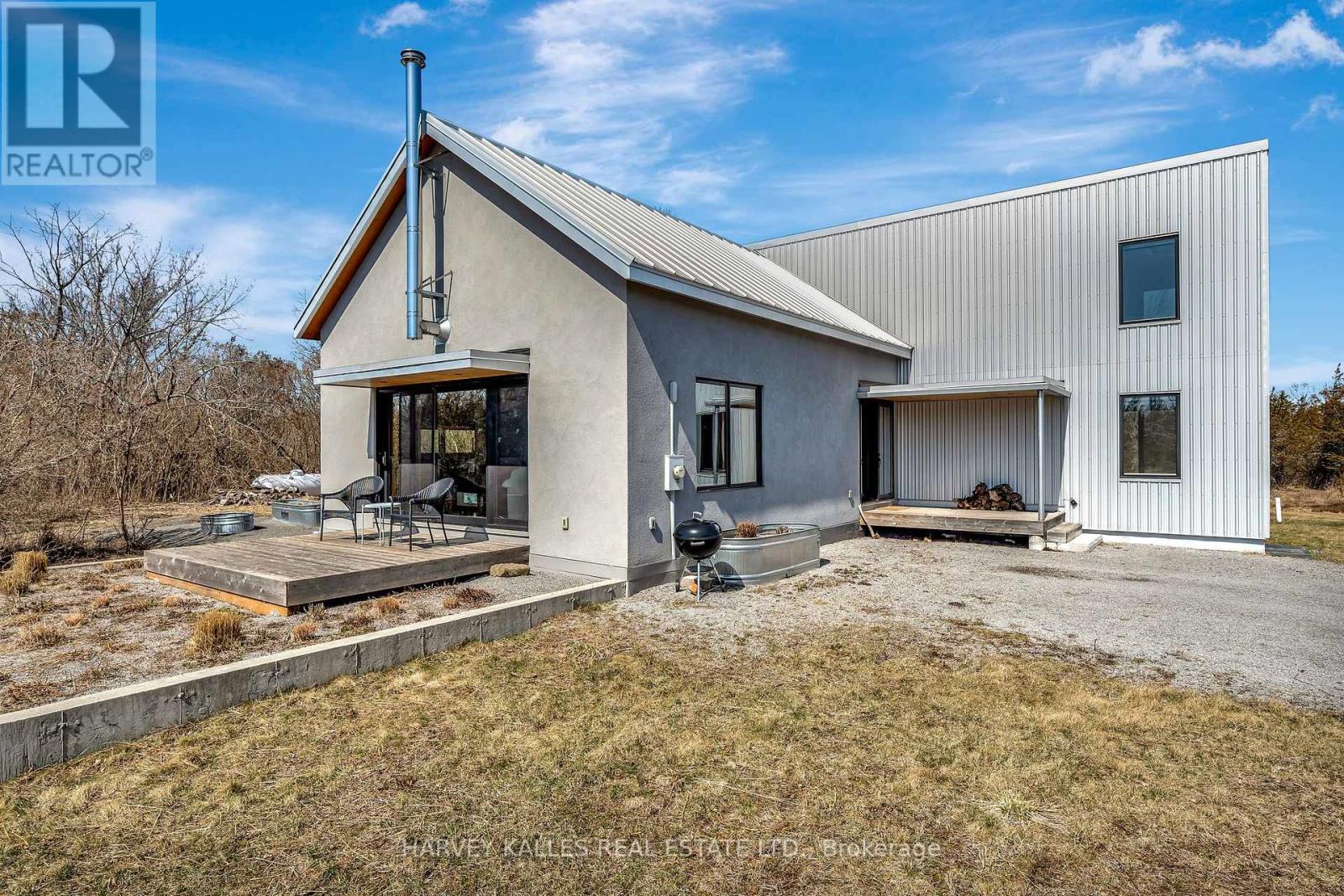 2465 County Rd 7, Prince Edward County North Marysburg Ward, ON K0K 2T0