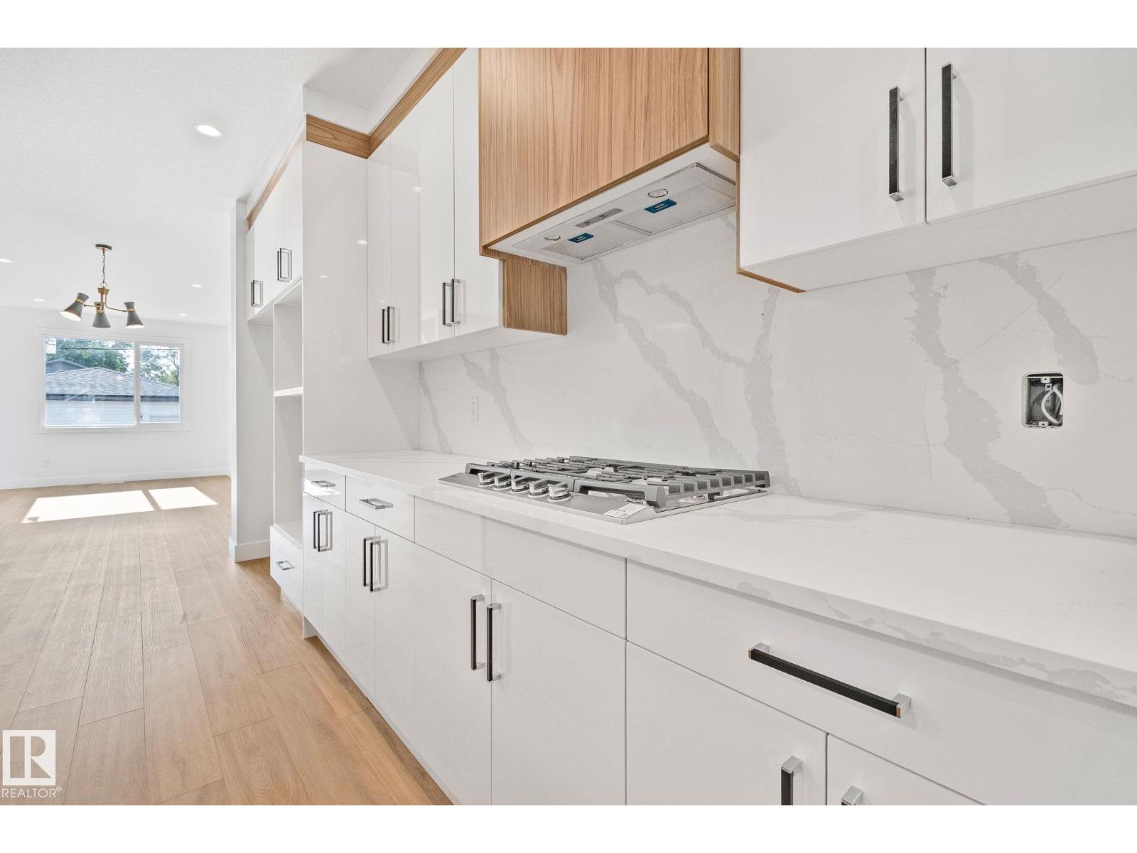 126 St E Nw Unit 11140, Edmonton, AB T5M 0P9