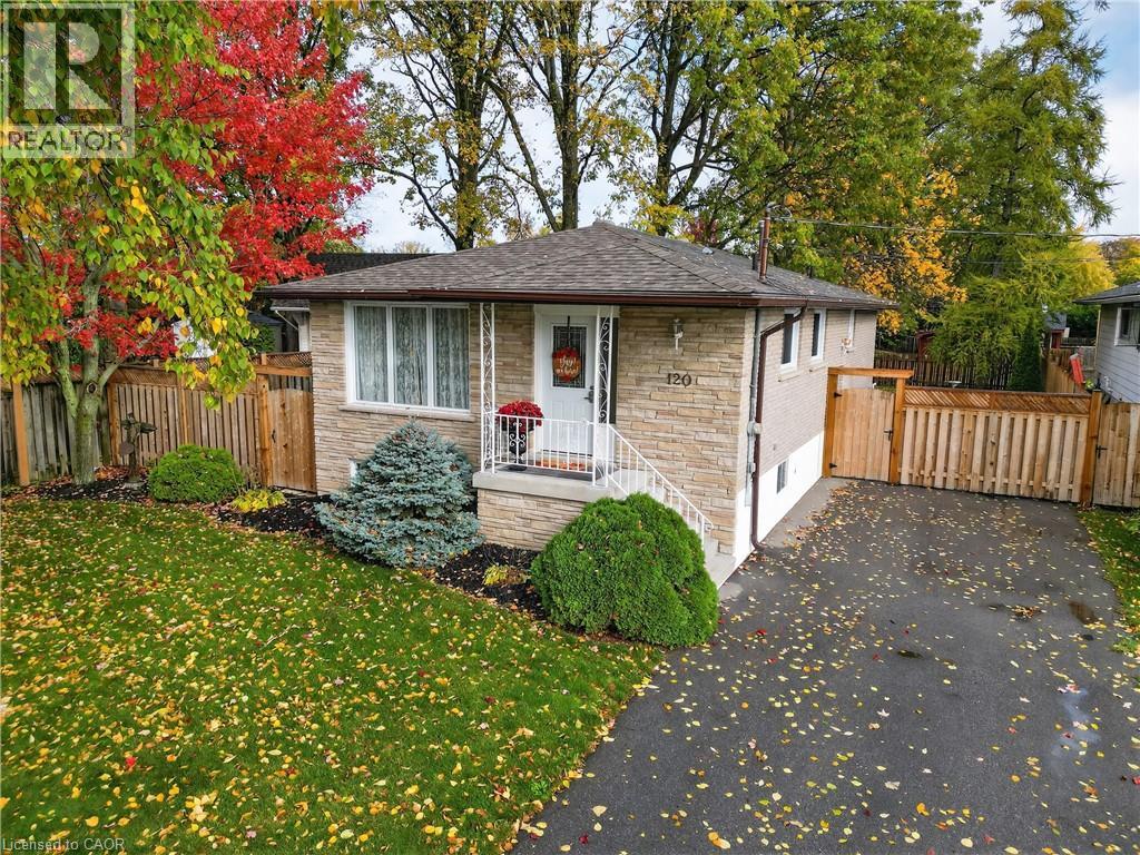 120 Kinross St, Caledonia, ON N3W 1K1