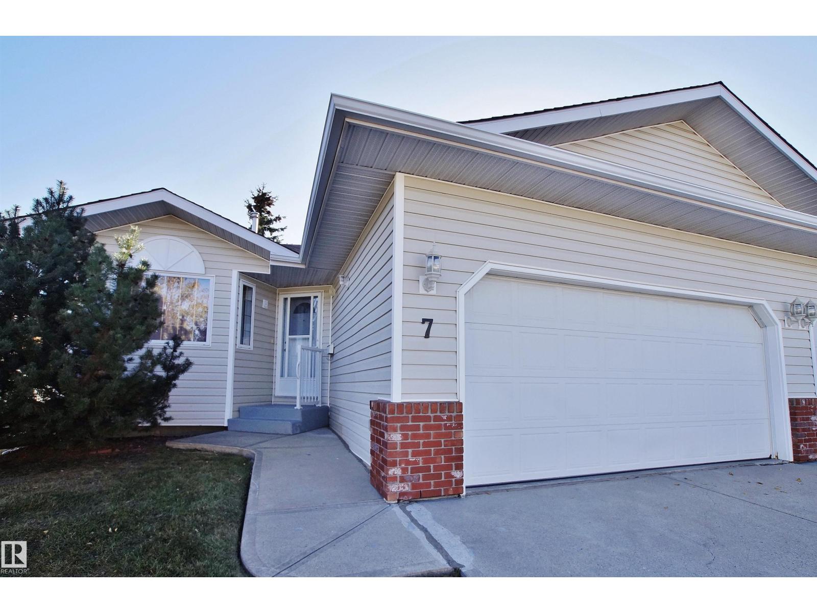 7 Cranford Way #7, Sherwood Park, AB T8A 5W5