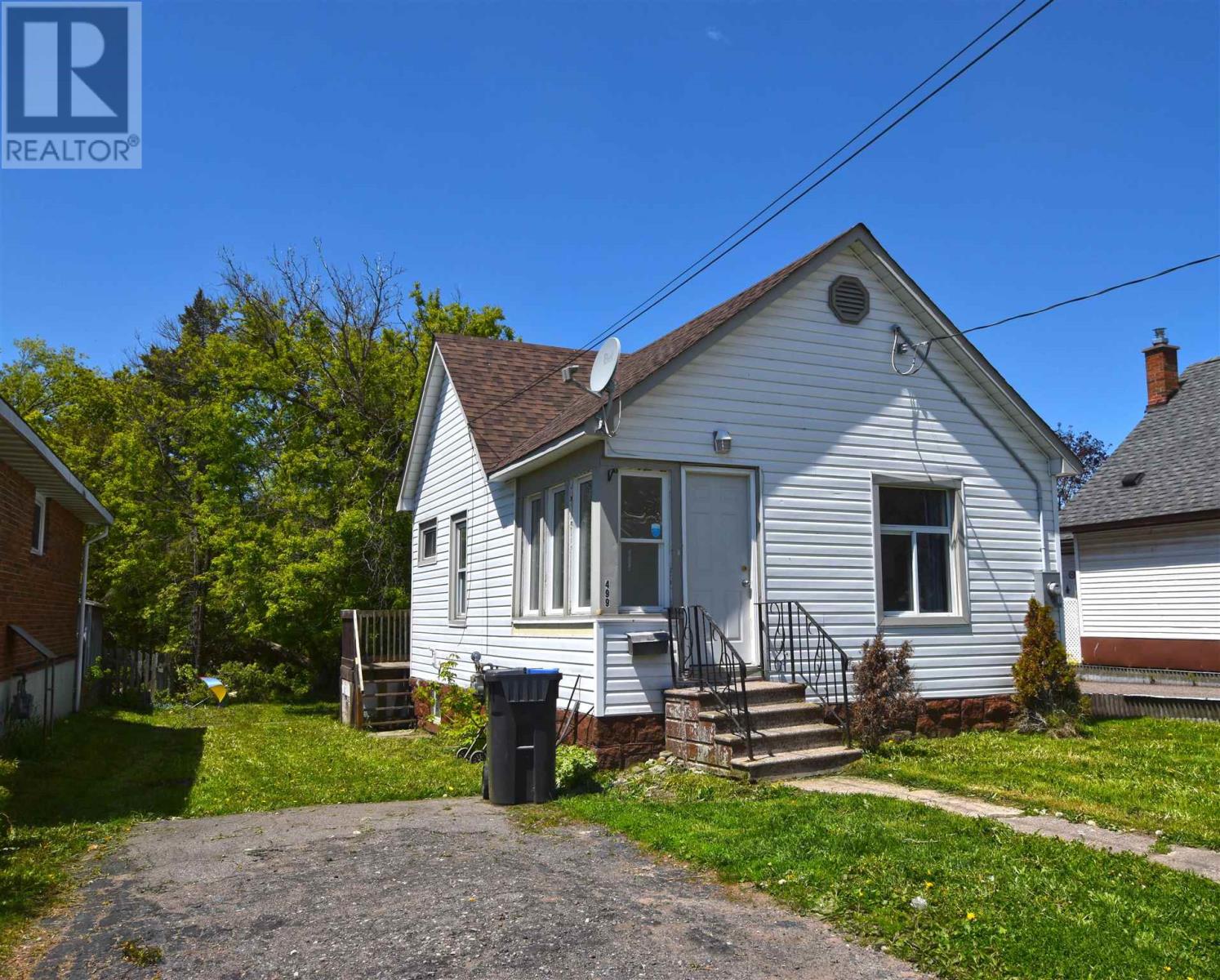 499 Bush St, Sault Ste. Marie, ON P6C 3H6