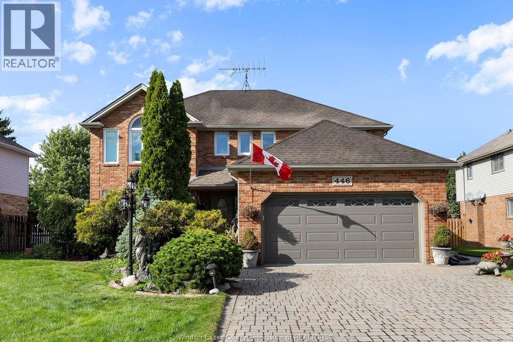 446 Corbett, Tecumseh, ON N8N 4T4