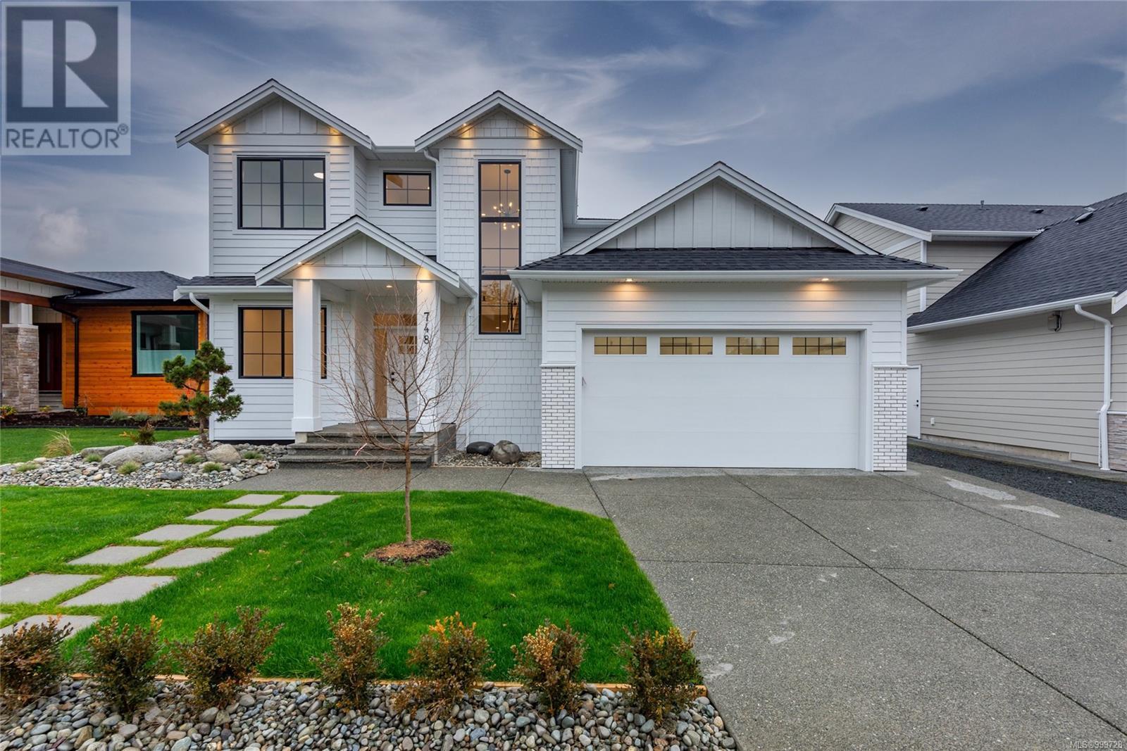 748 Beaver Creek Blvd, Campbell River, BC V9H 0G4