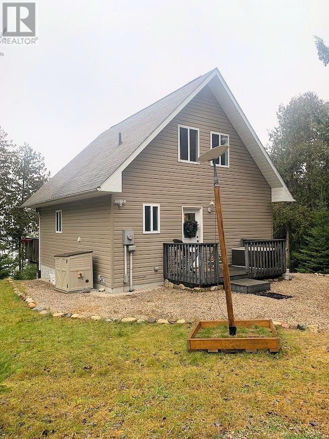 664 Water St, Meldrum Bay, ON P0P 1R0