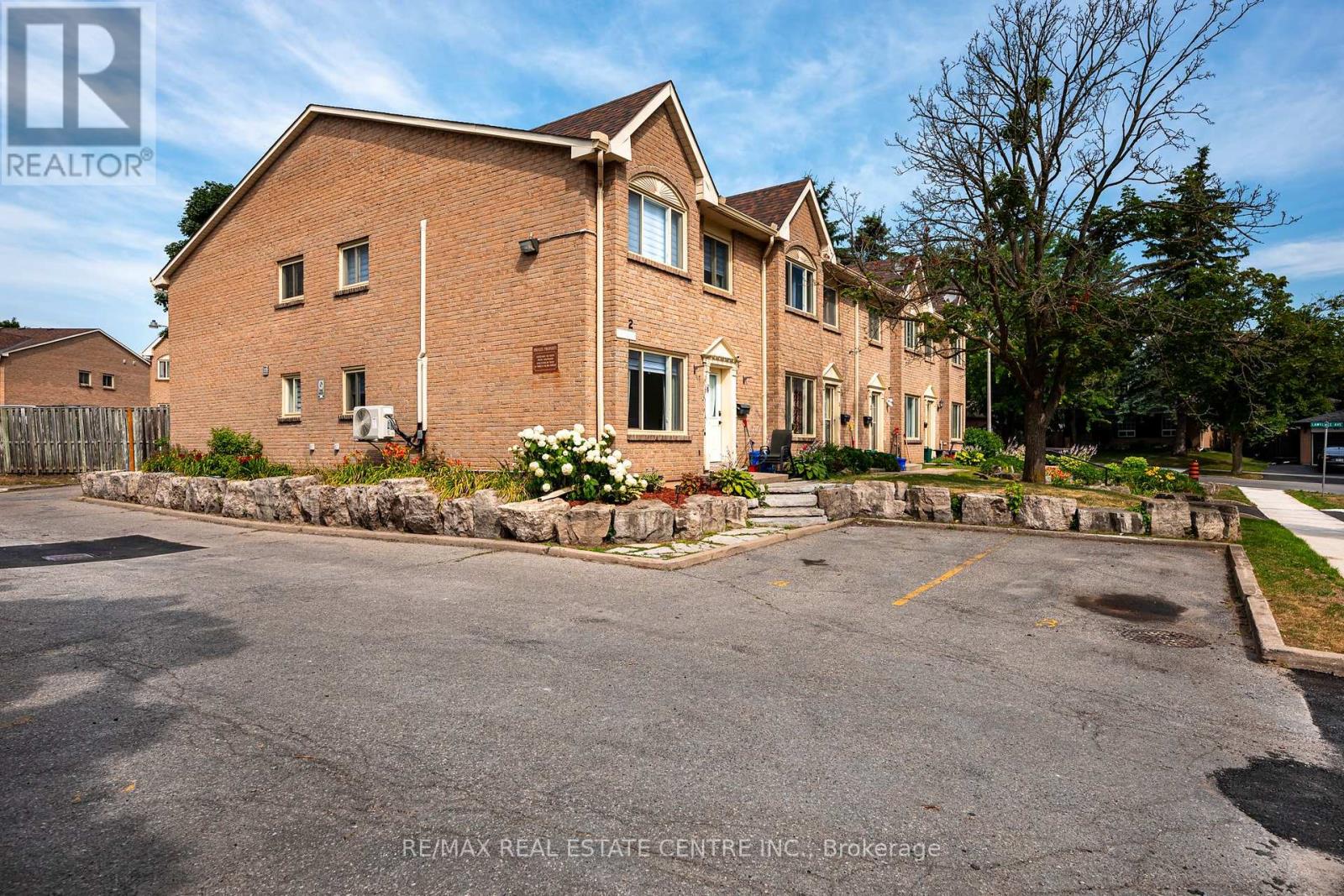 5 2 Cedar Dr, Orangeville, ON L9W 2X6
