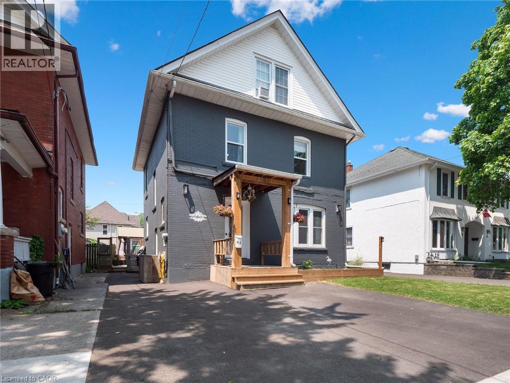 48 Grove St, Welland, ON L3B 4B4