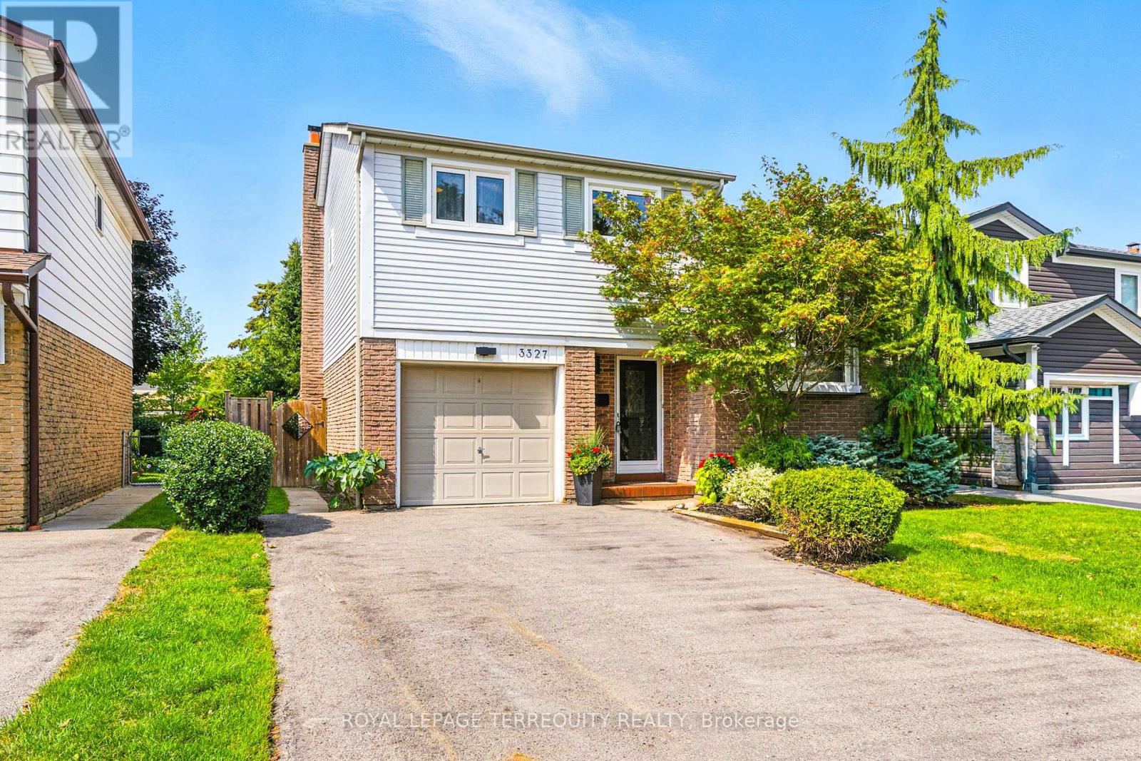 3327 Kings Masting Cres, Mississauga, ON L5L 1G5