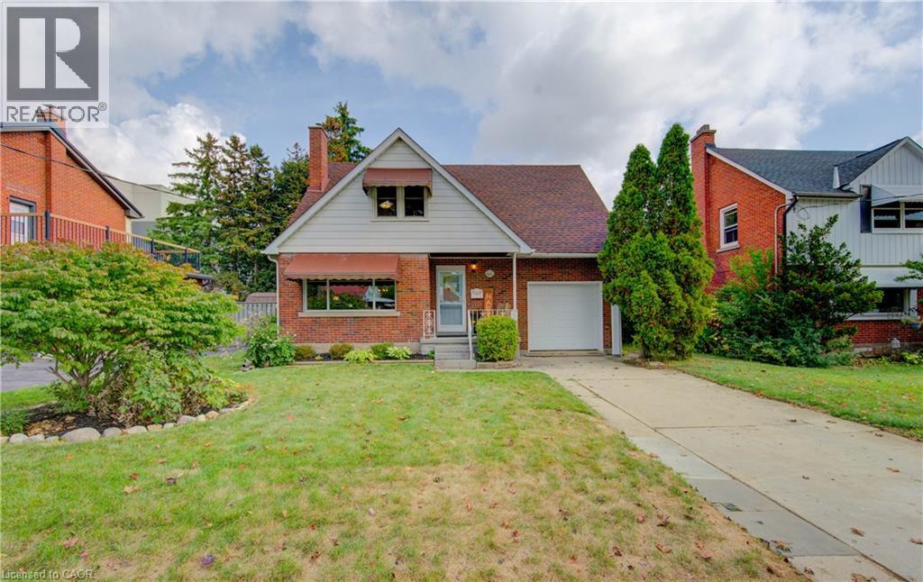 48 East Ave, Kitchener, ON N2H 1Y7