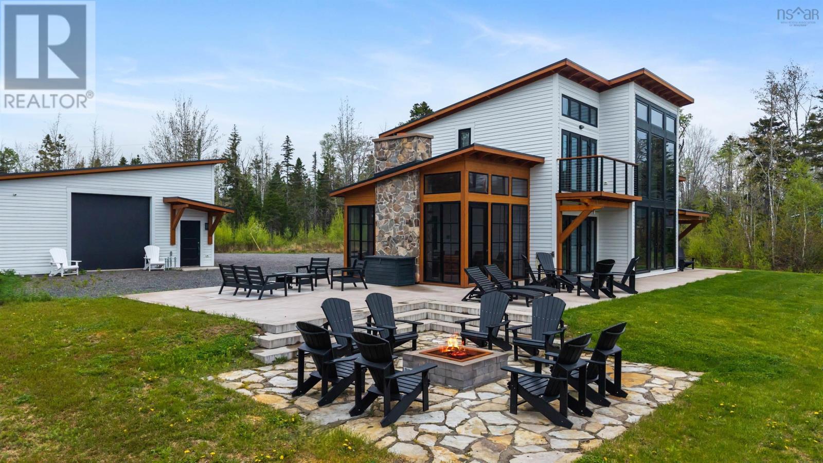 158 Blackberry Ln, Mattatall Lake, NS B0M 1Z0