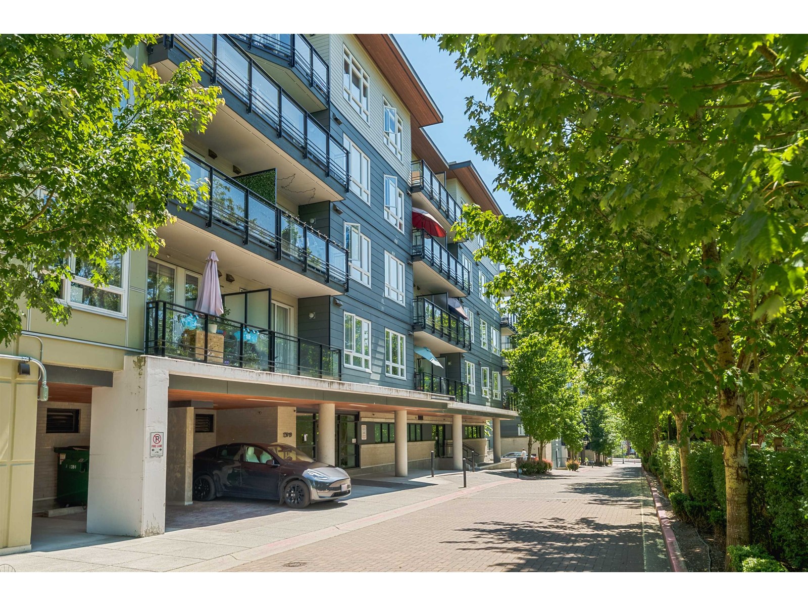 13919 Fraser Highway Unit 410, Surrey, BC V3T 4E6