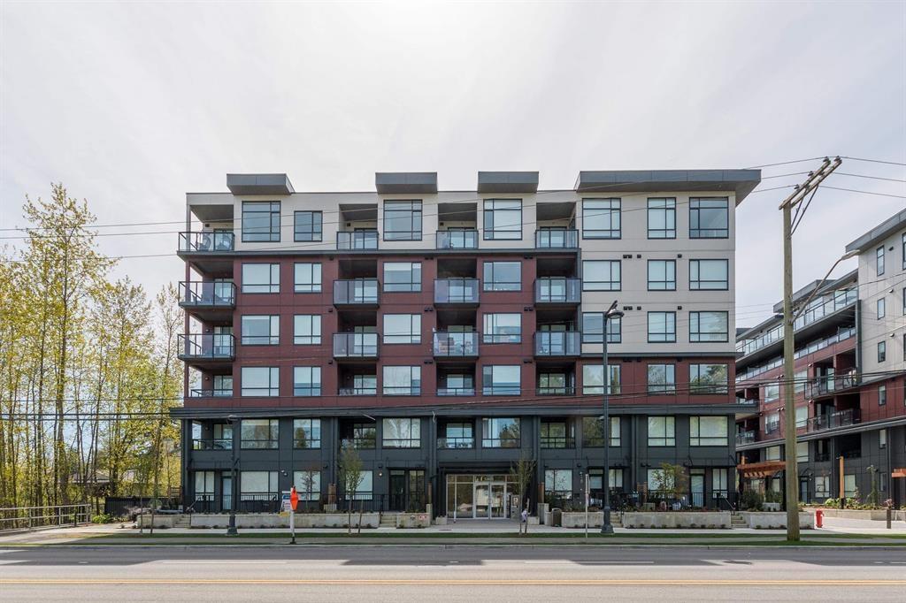 13858 108 Ave E113, Surrey, BC V3T 0T9