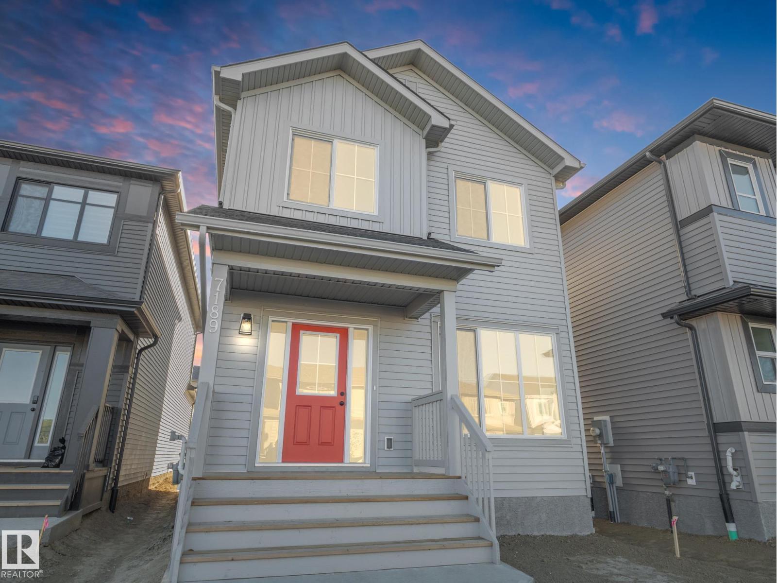 7189 Rosenthal Dr NW, Edmonton, AB T5T 7W7