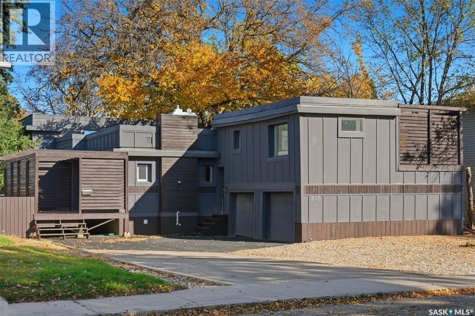 305 Adelaide St E, Saskatoon, SK S7J 0H8