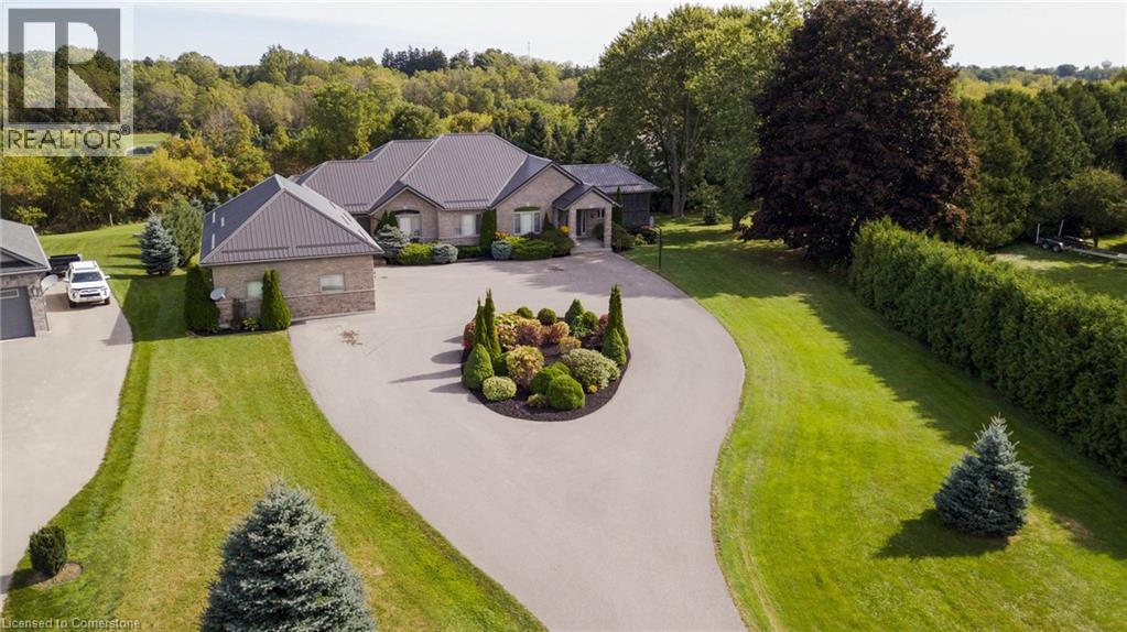14 E Street S, Port Dover, ON N0A 1N5