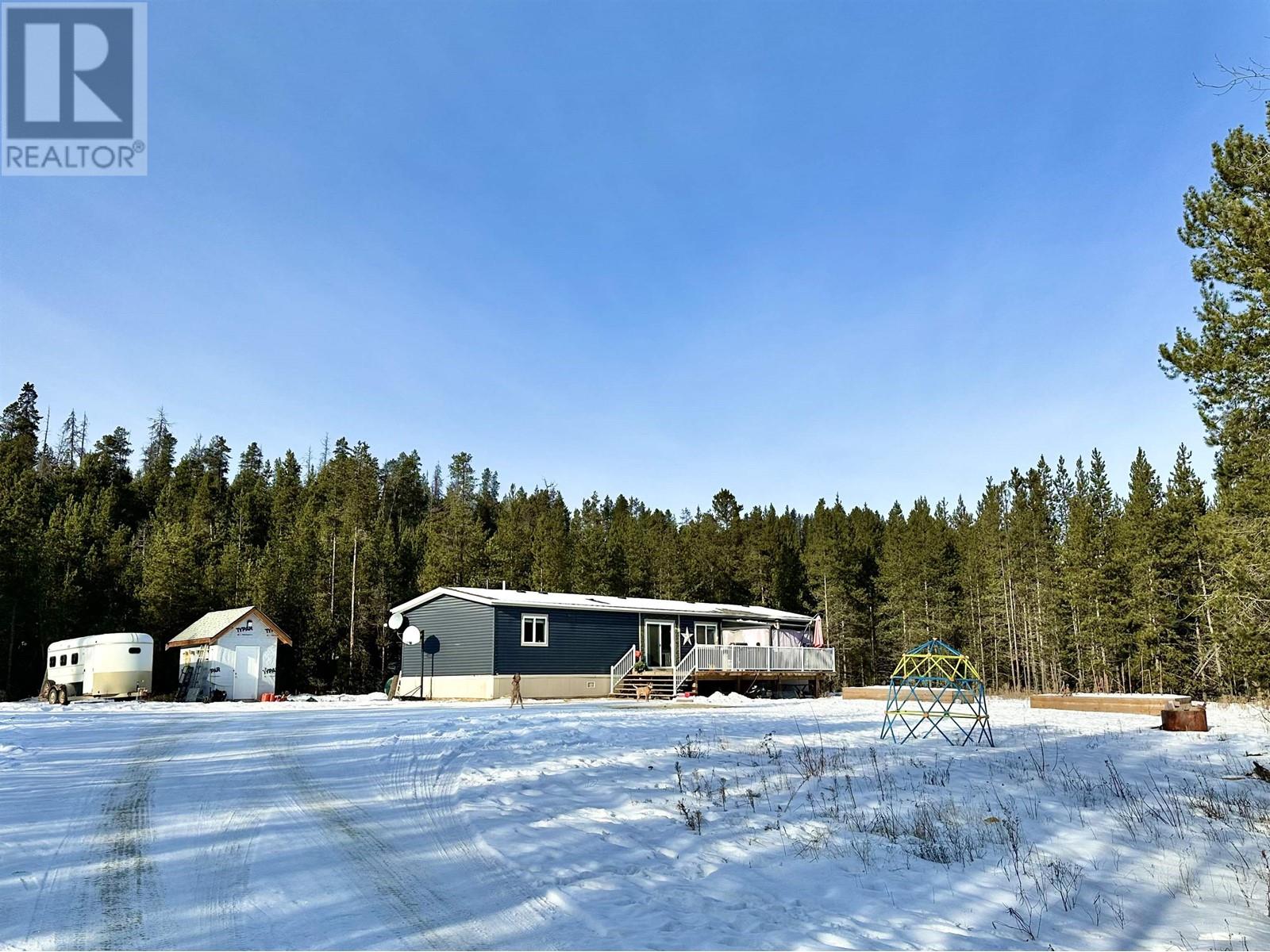 4995 Pitney Rd, Valemount, BC V0E 2Z0