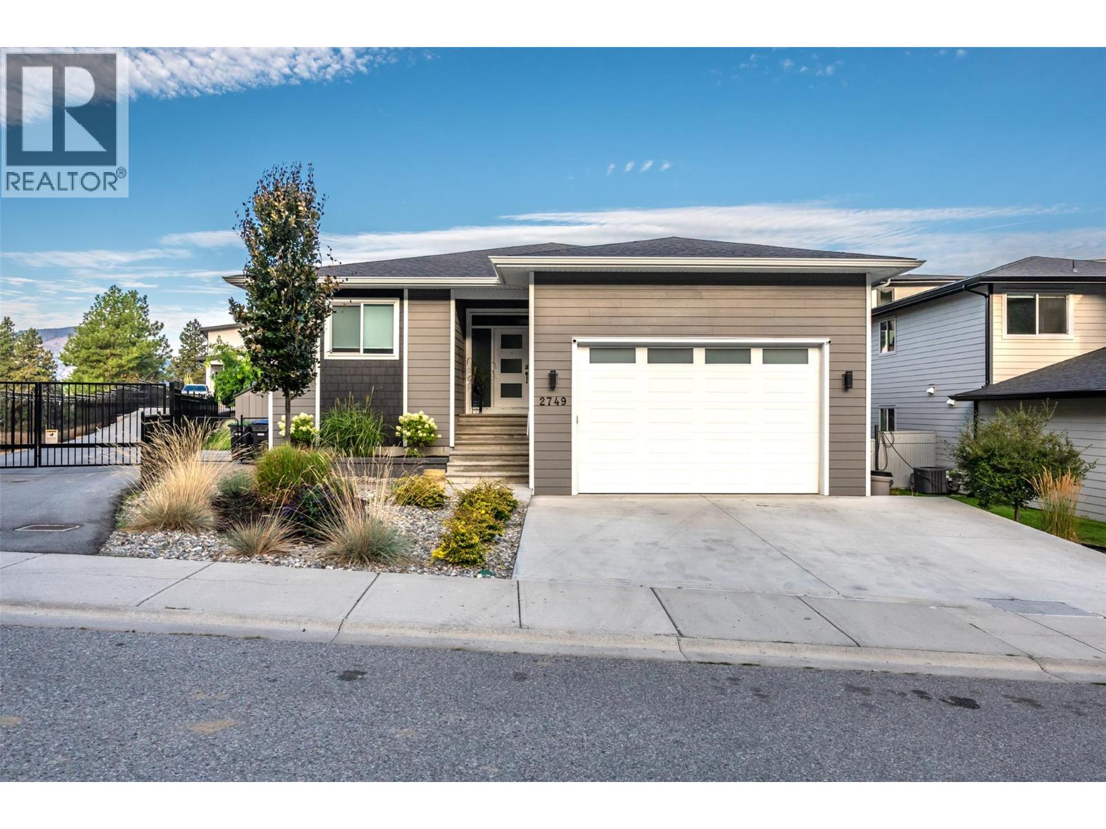 2749 Evergreen Dr, Penticton, BC V2A 8L5