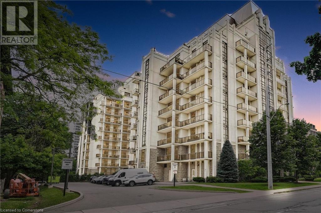 90 Charlton Avenue W Unit 304, Hamilton, ON L8P 0B4