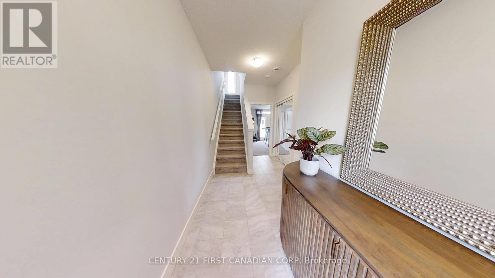 18 530 Gatestone Rd, London, ON N6M 0H3