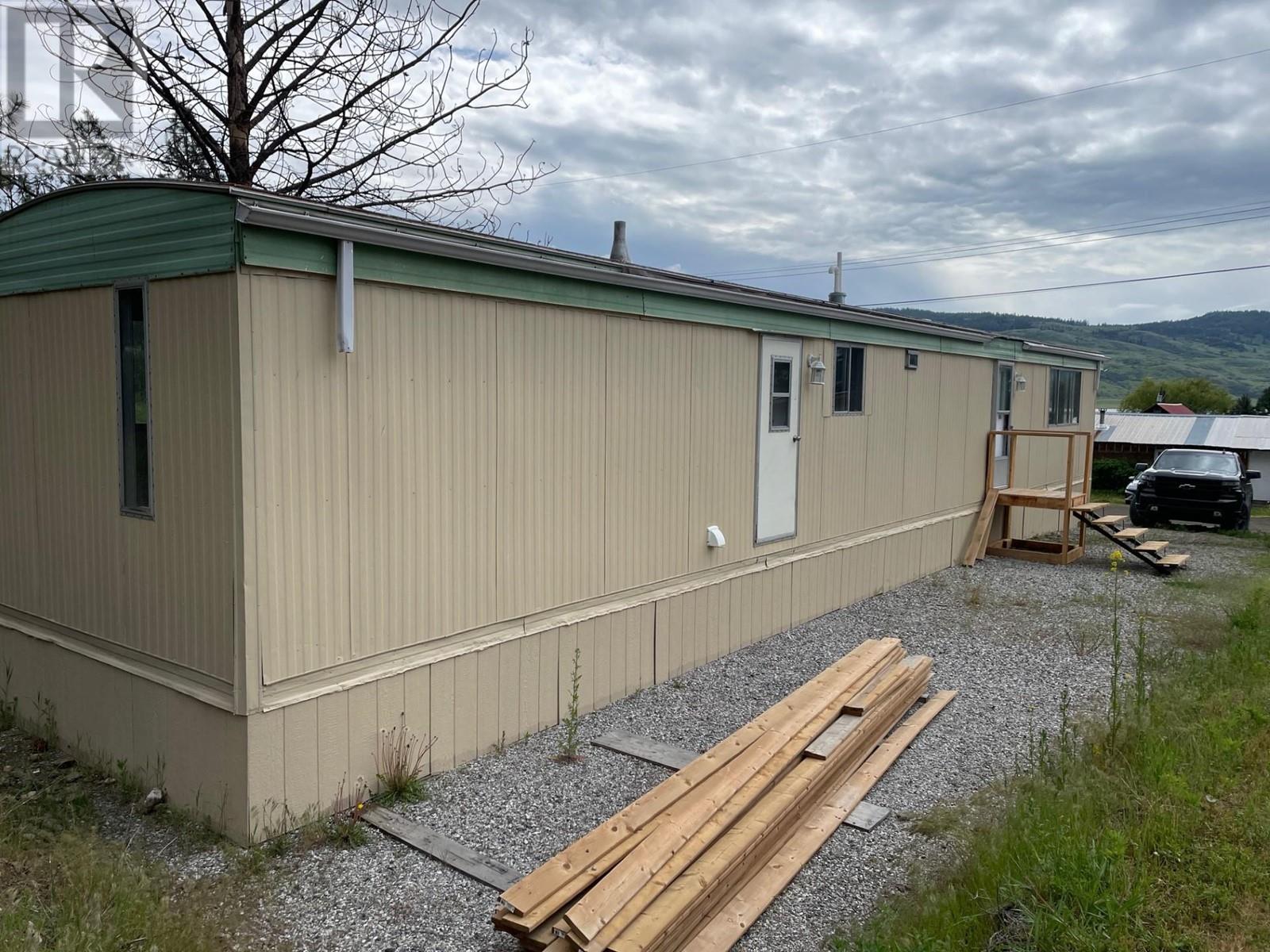 64 Jennys Ln, Vernon, BC V1H 2G6