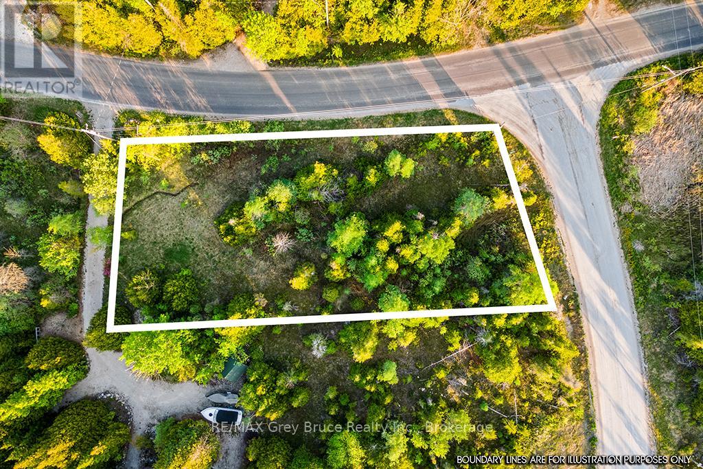 39 Tamarac Road, Northern Bruce Peninsula, ON N0H 2M0