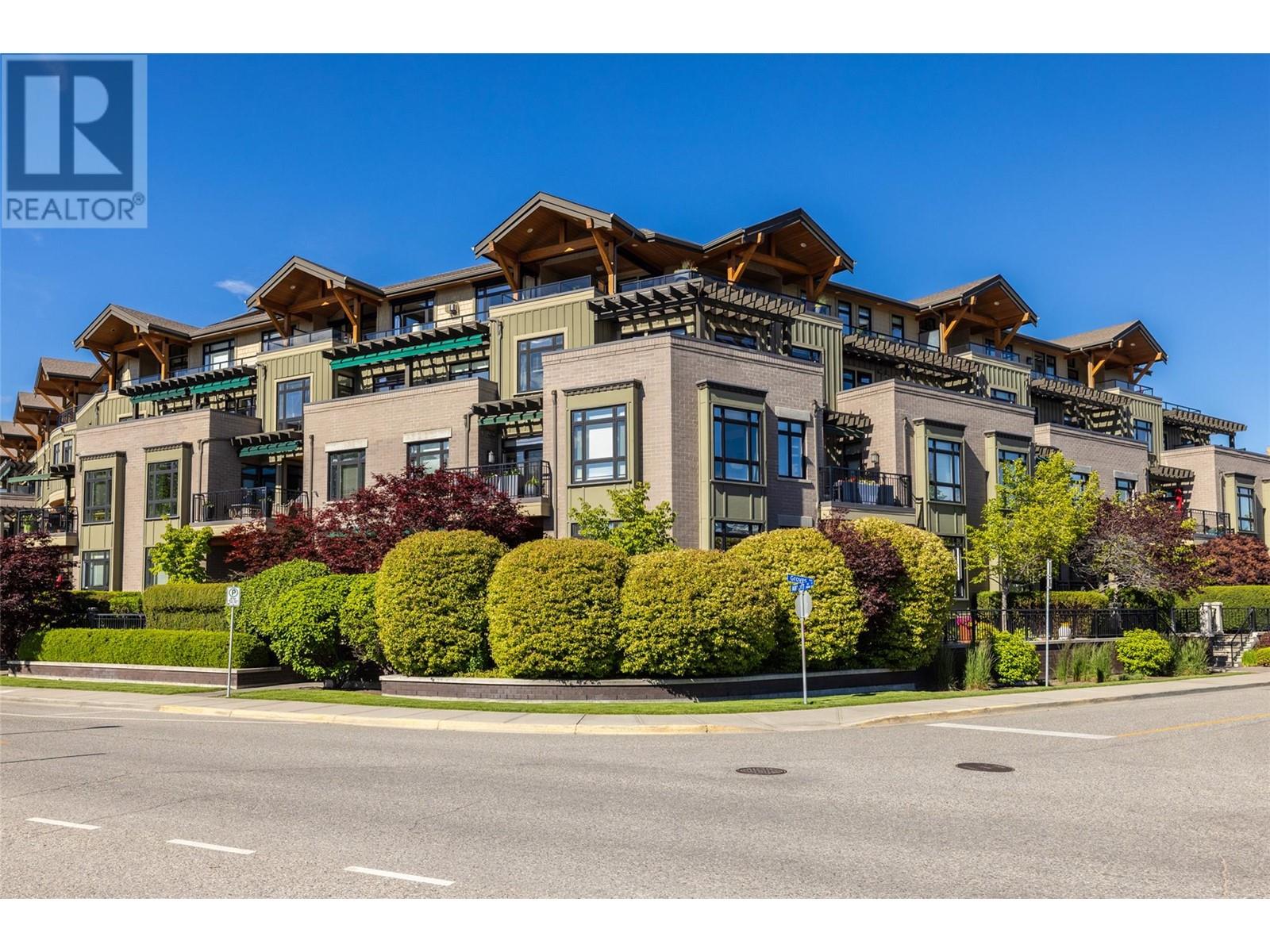 2901 Abbott Street Unit 305, Kelowna, BC V1Y 1G7