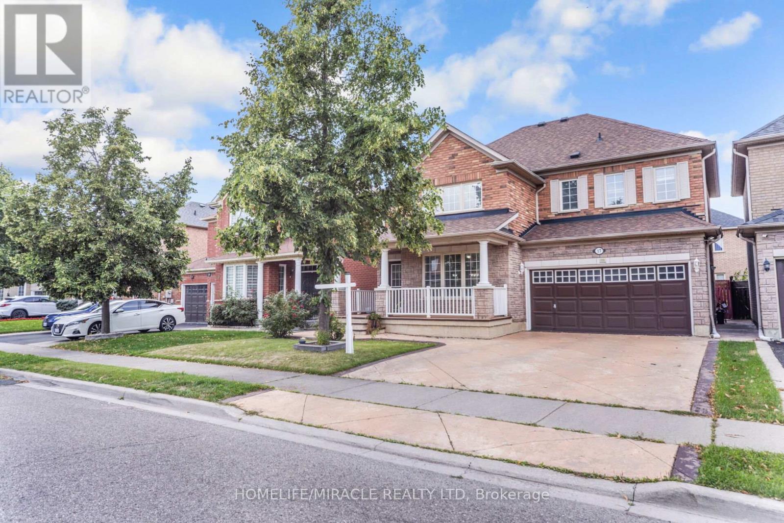 17 Mainard Cres, Brampton, ON L6R 2V2