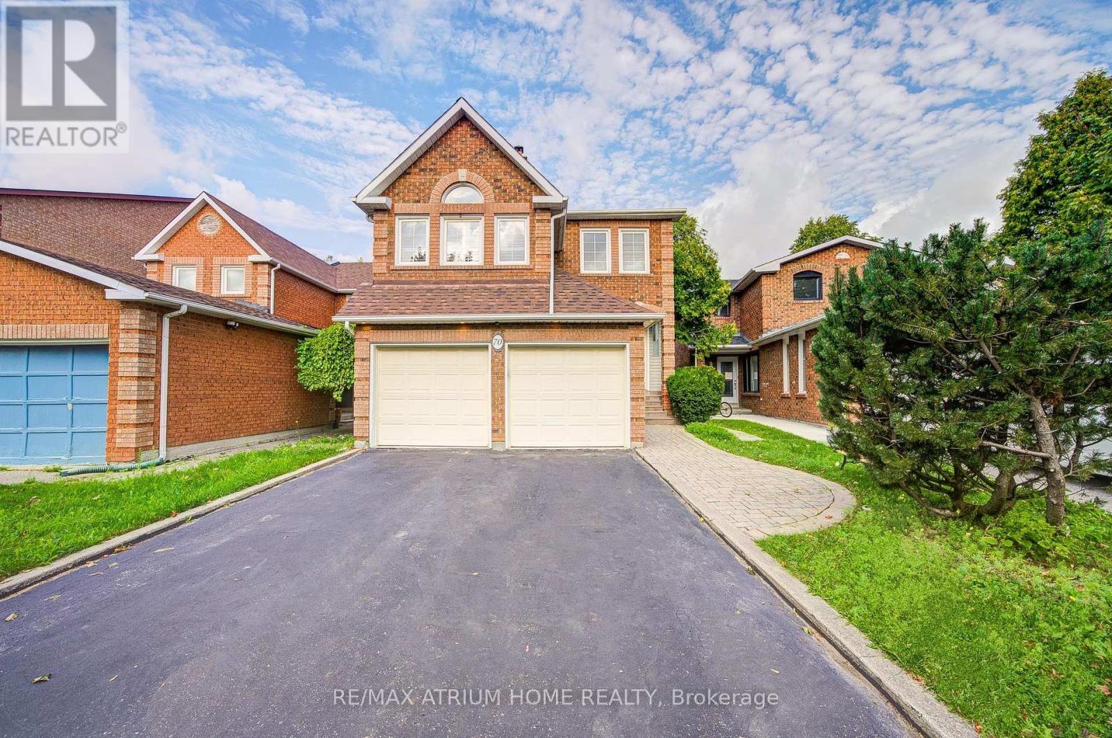 70 Millcroft Way, Vaughan, ON L4J 6P5
