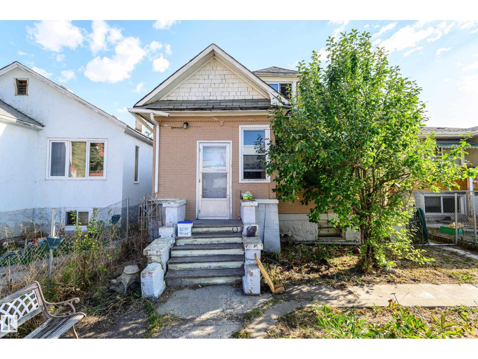 98 St Nw Unit 10947, Edmonton, AB T5H 2P7