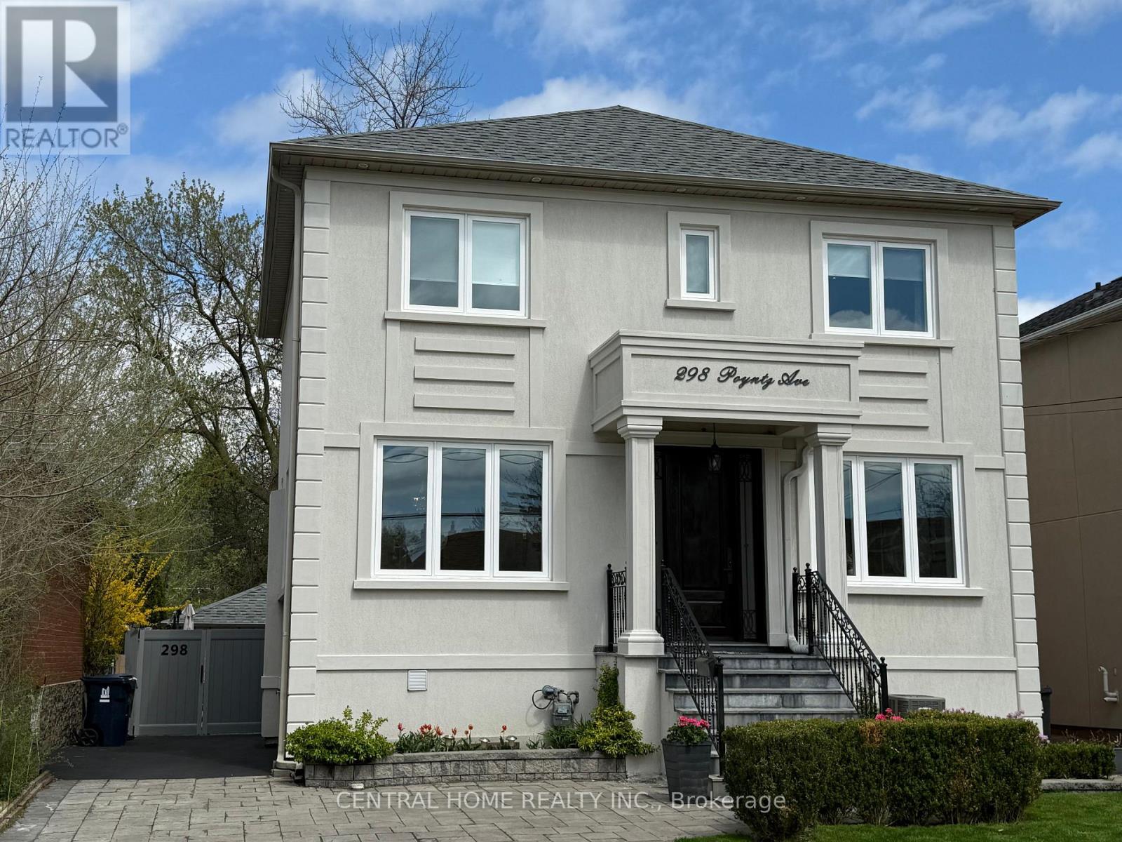 298 Poyntz Ave, Toronto, ON M2N 1J9