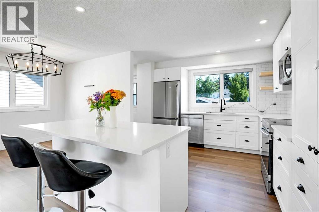 39 Street Ne Unit 2428, Calgary, AB T1Y 3L1