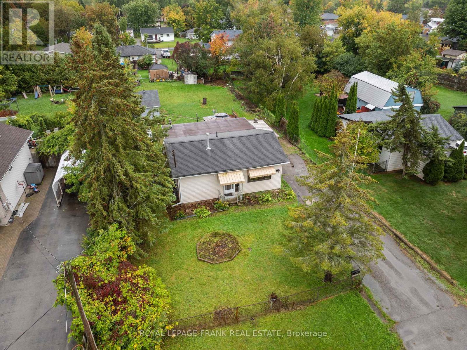 379 Irene Dr, Georgina, ON L4P 3B3