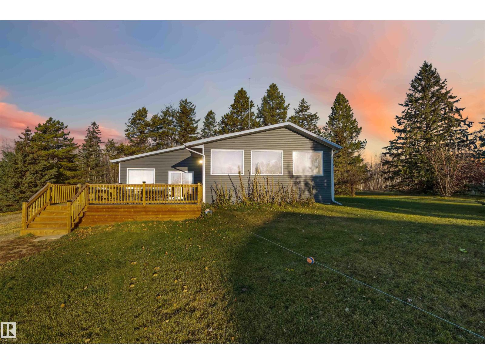 6209 Hwy 633, Rural Lac Ste. Anne County, AB T0E 0L0