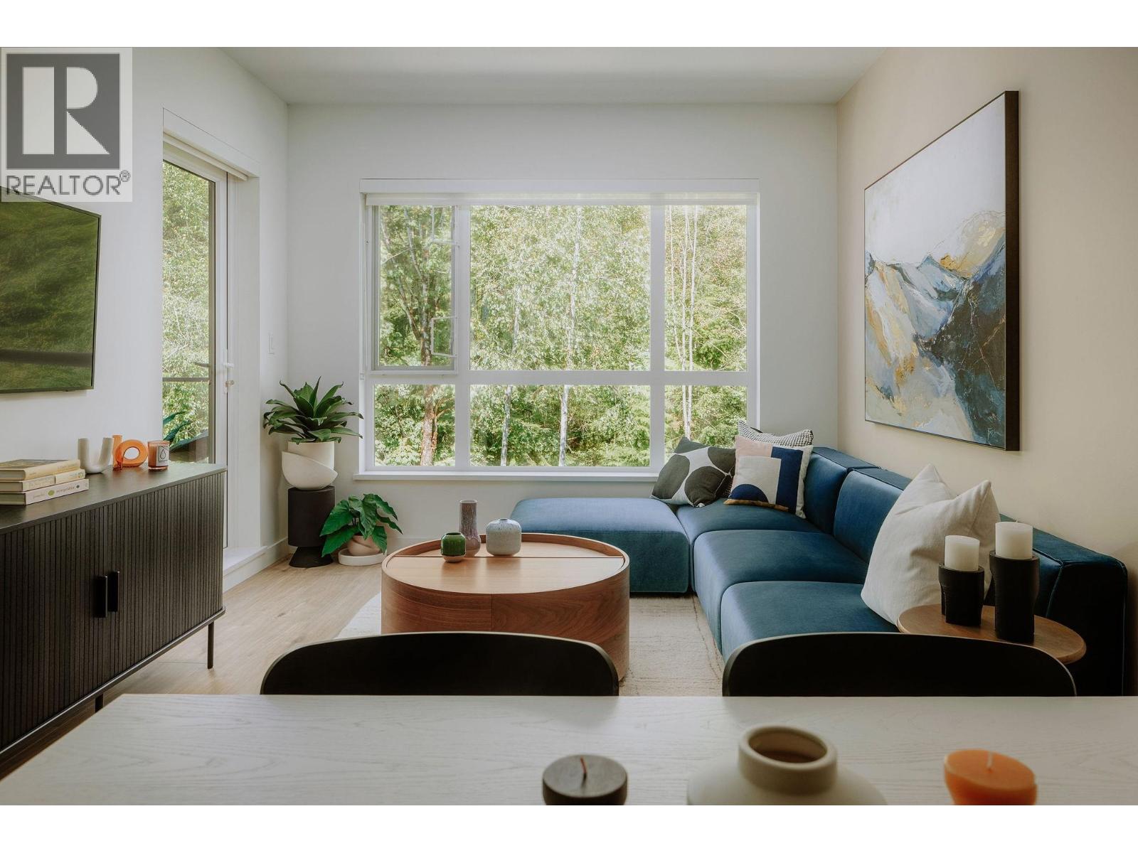 3594 Malsum Drive Unit 609, North Vancouver, BC V7G 0B4