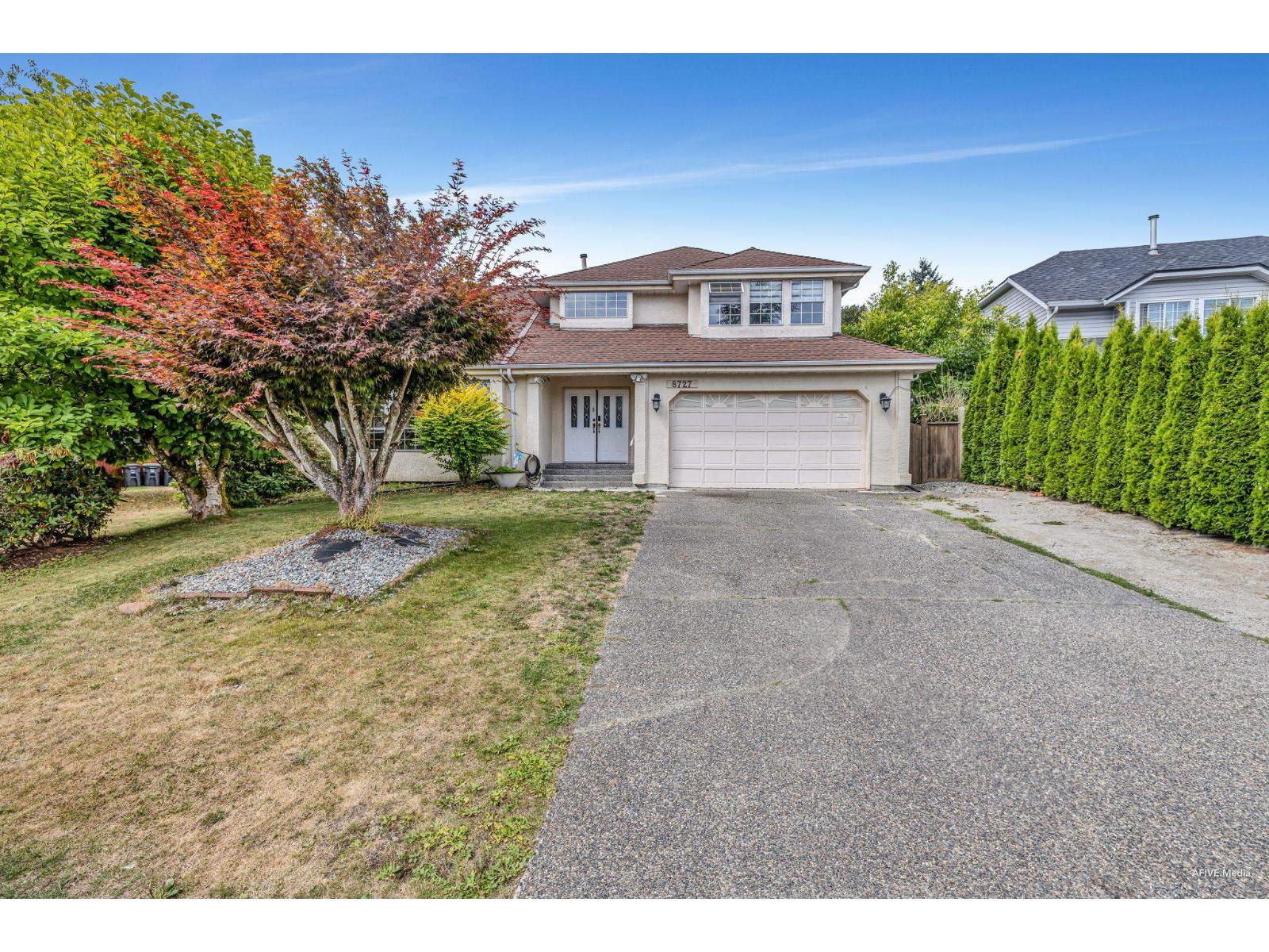 142 Street Unit 8727 #a, Surrey, BC V3W 4G4