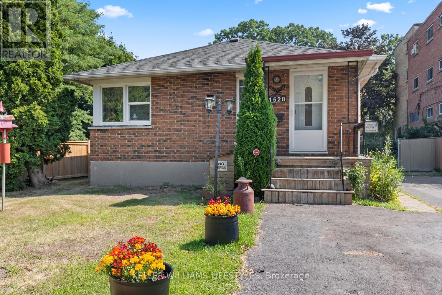 1528 Mclarenwood Ter, London, ON N5W 1Y1