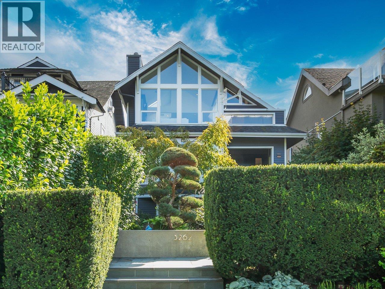 3262 W 1st Ave, Vancouver, BC V6K 1H5