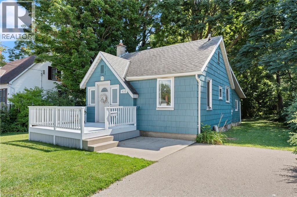 432 West St, Simcoe, ON N3Y 1V3