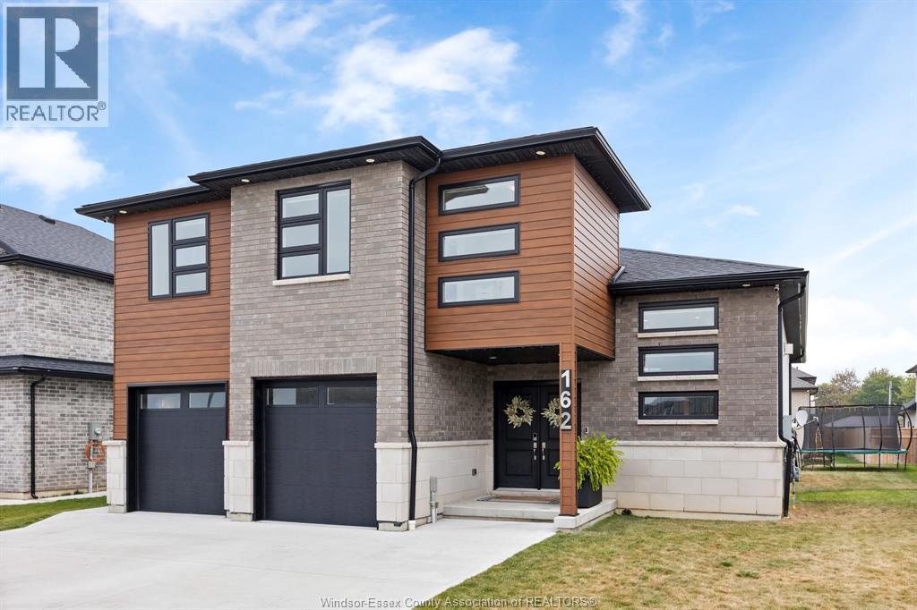 162 Summer, Belle River, ON N8L 0G9