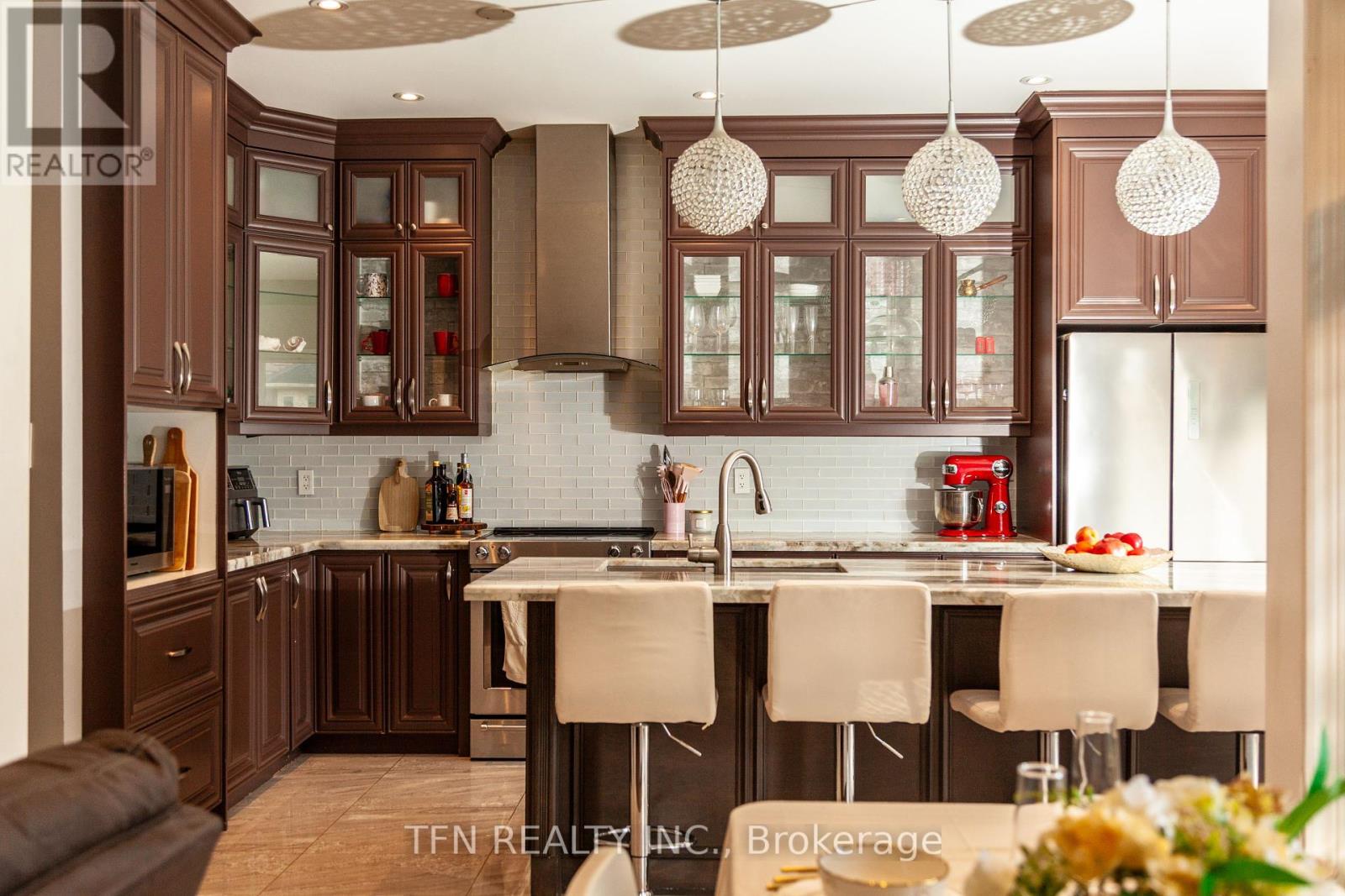 5 Belwood Blvd, Vaughan, ON L4K 5H4