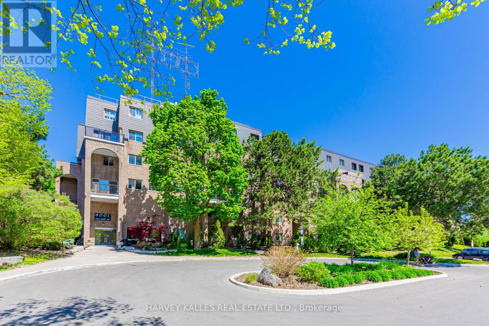 142 4001 Don Mills Rd, Toronto, ON M2H 3J8