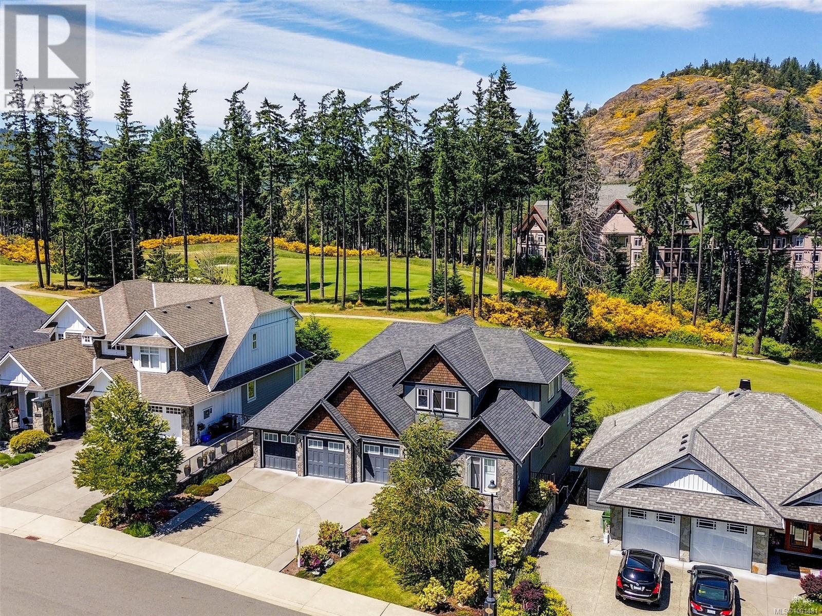 2156 Champions Way, Langford, BC V9B 0R9