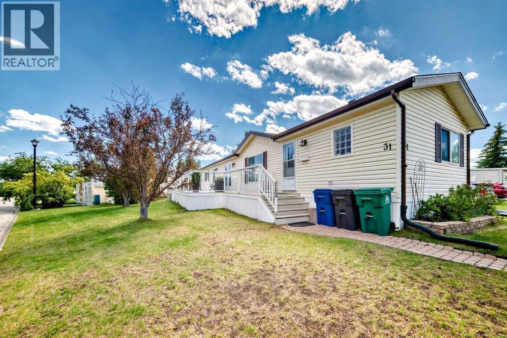 99 Arbour Lake Road Nw Unit 31, Calgary, AB T3G 4E4
