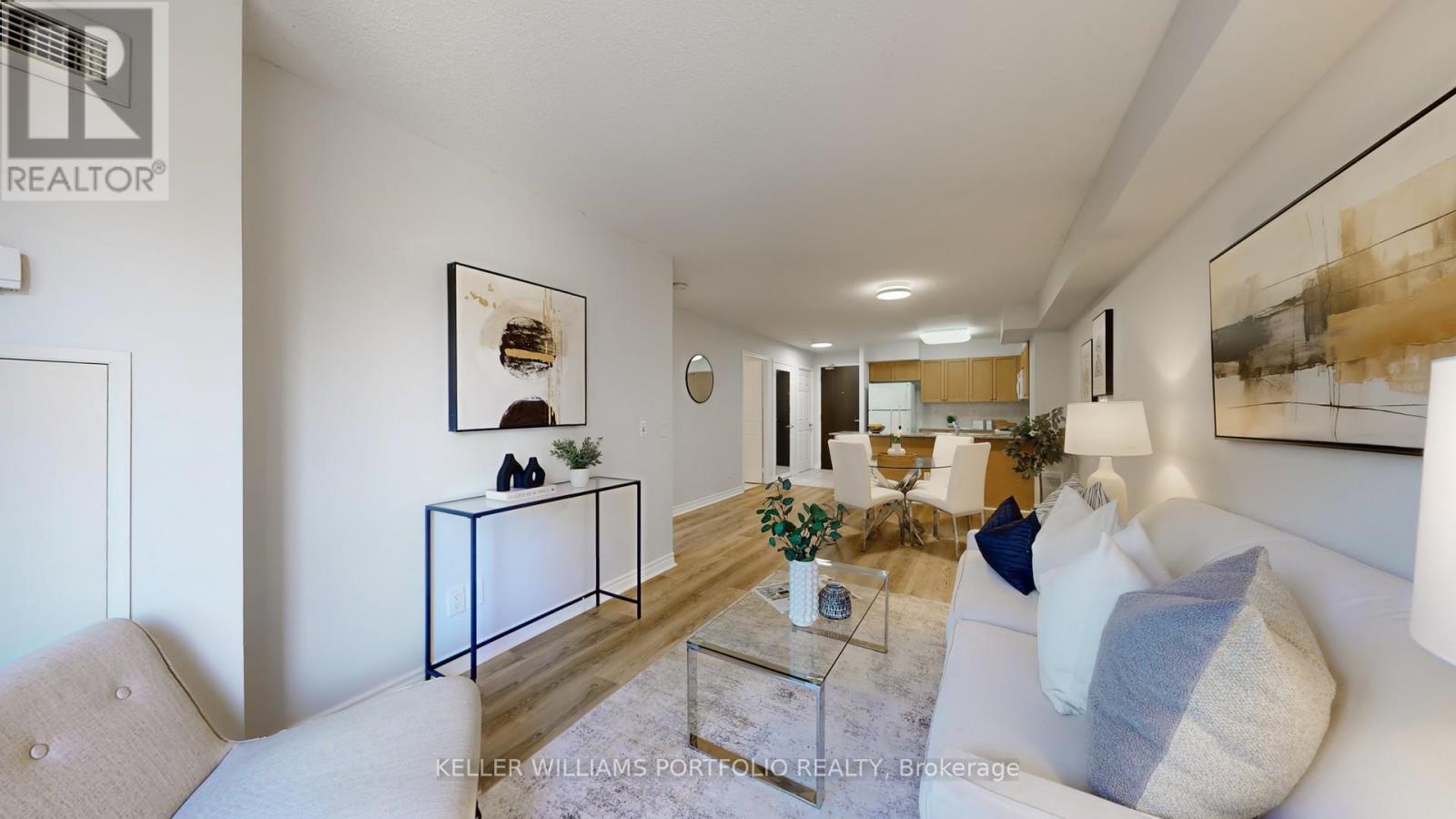 206 1730 Eglinton Ave E, Toronto, ON M4A 2X9