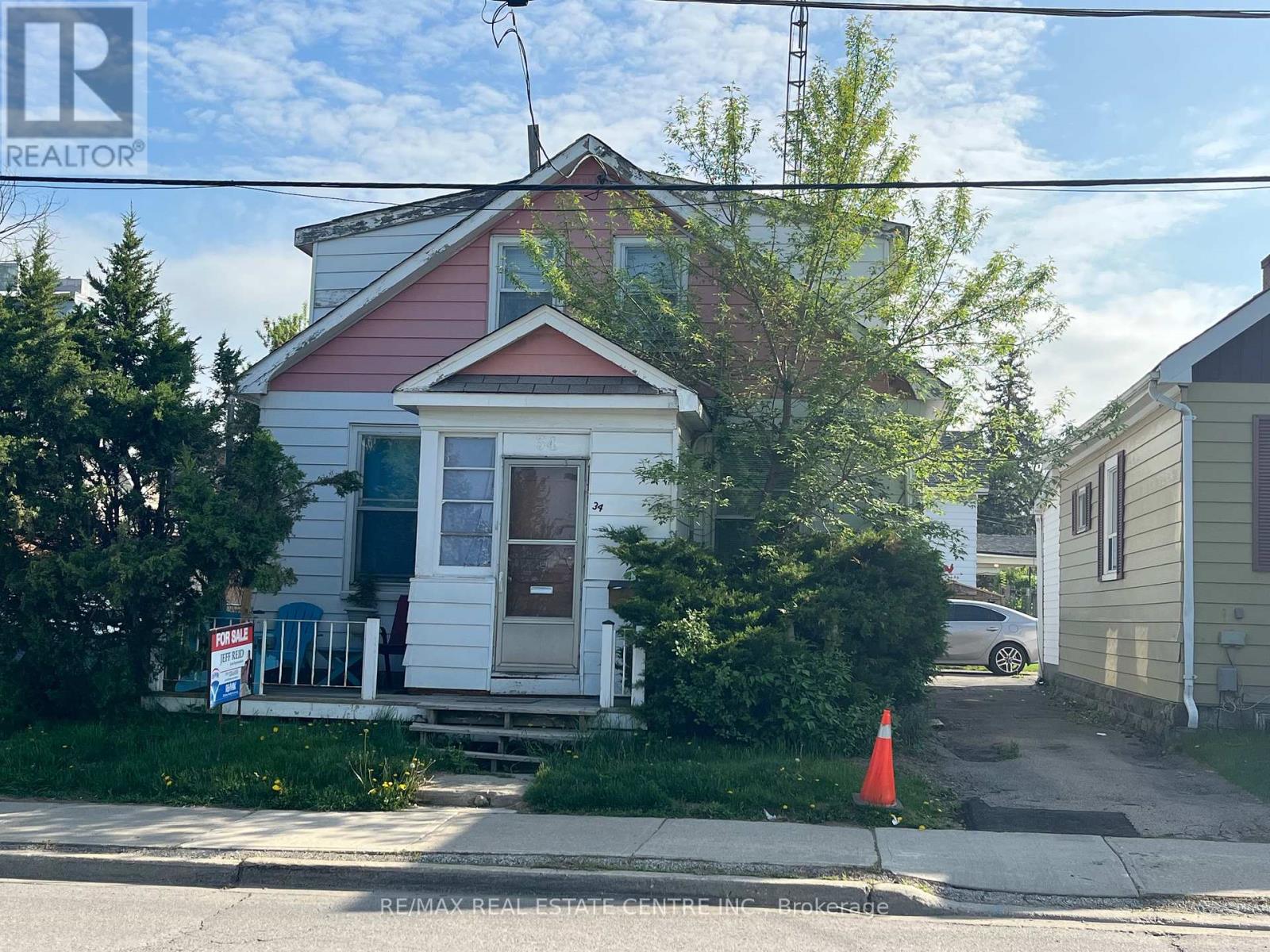 34 Trueman St, Brampton, ON L6W 3B3