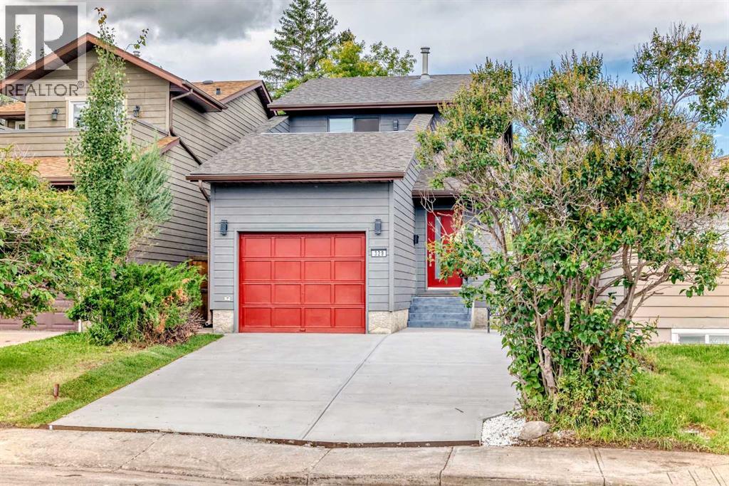 37 Street Sw Unit 329, Calgary, AB T3C 1R5