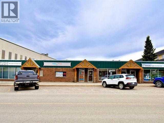 213-219 Pembina Ave, Hinton, AB T7V 2B3